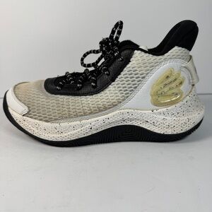 Under Armour Unisex Kids Grade School Curry 3Z7 Basketball Shoes White 6y Wm 7.5